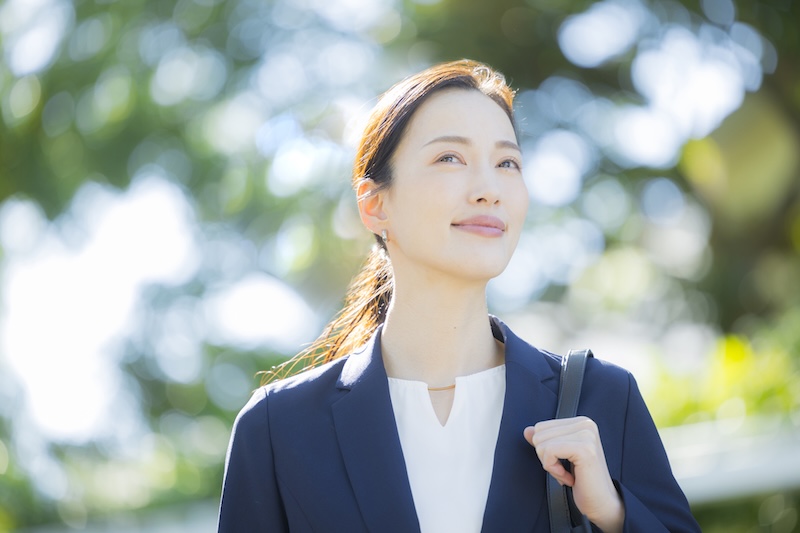 地方転職を見据える女性薬剤師